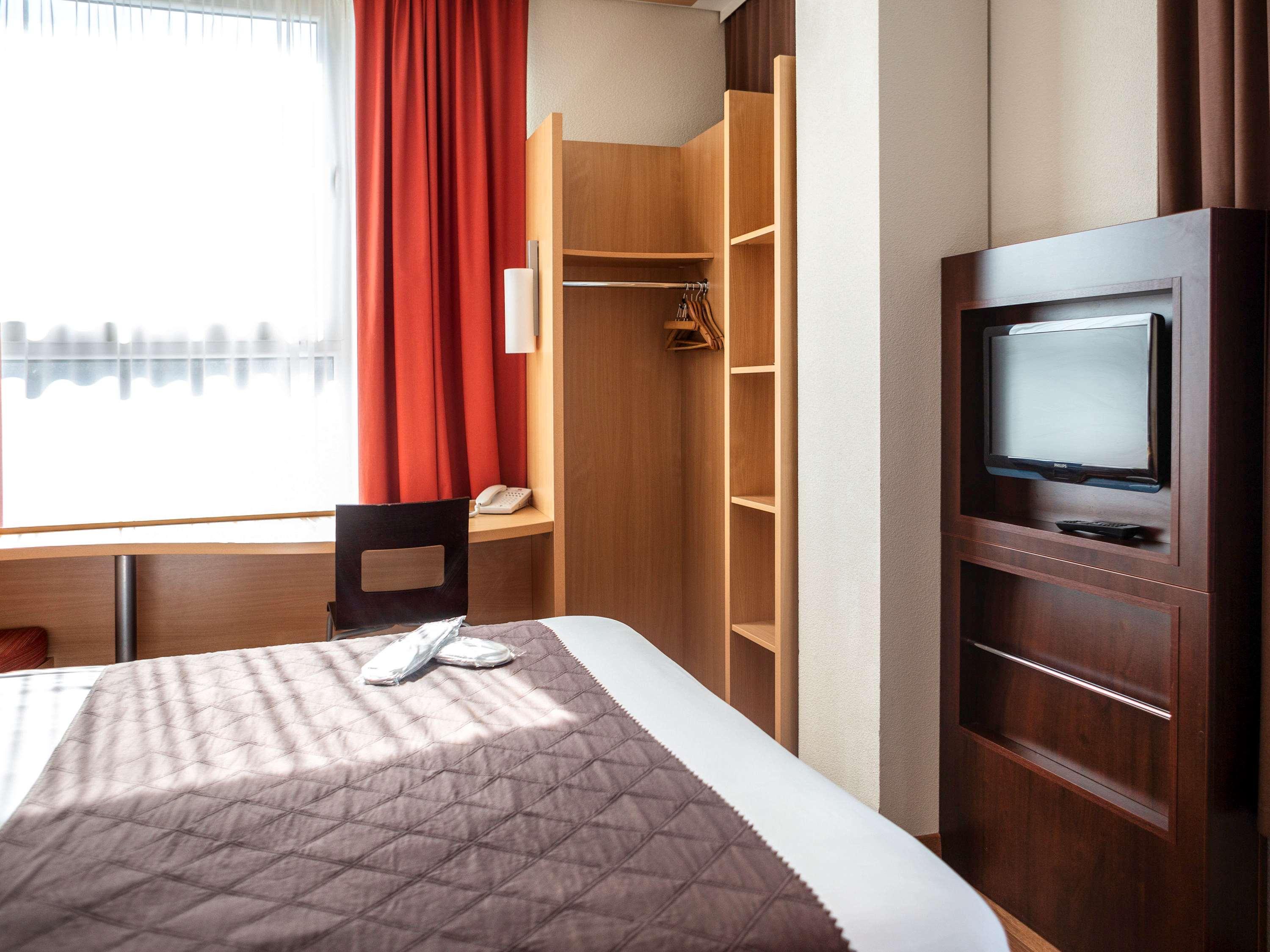 Ibis Kaunas Centre Екстер'єр фото