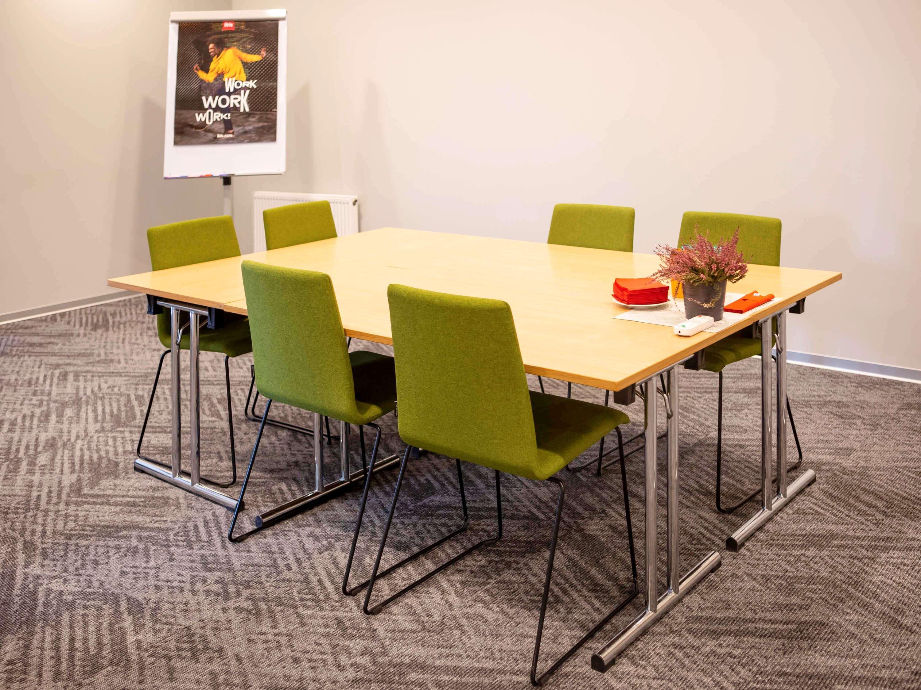 Ibis Kaunas Centre Екстер'єр фото
